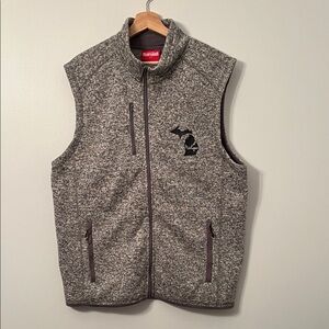 Gray Sleeveless Zip-Up Vest